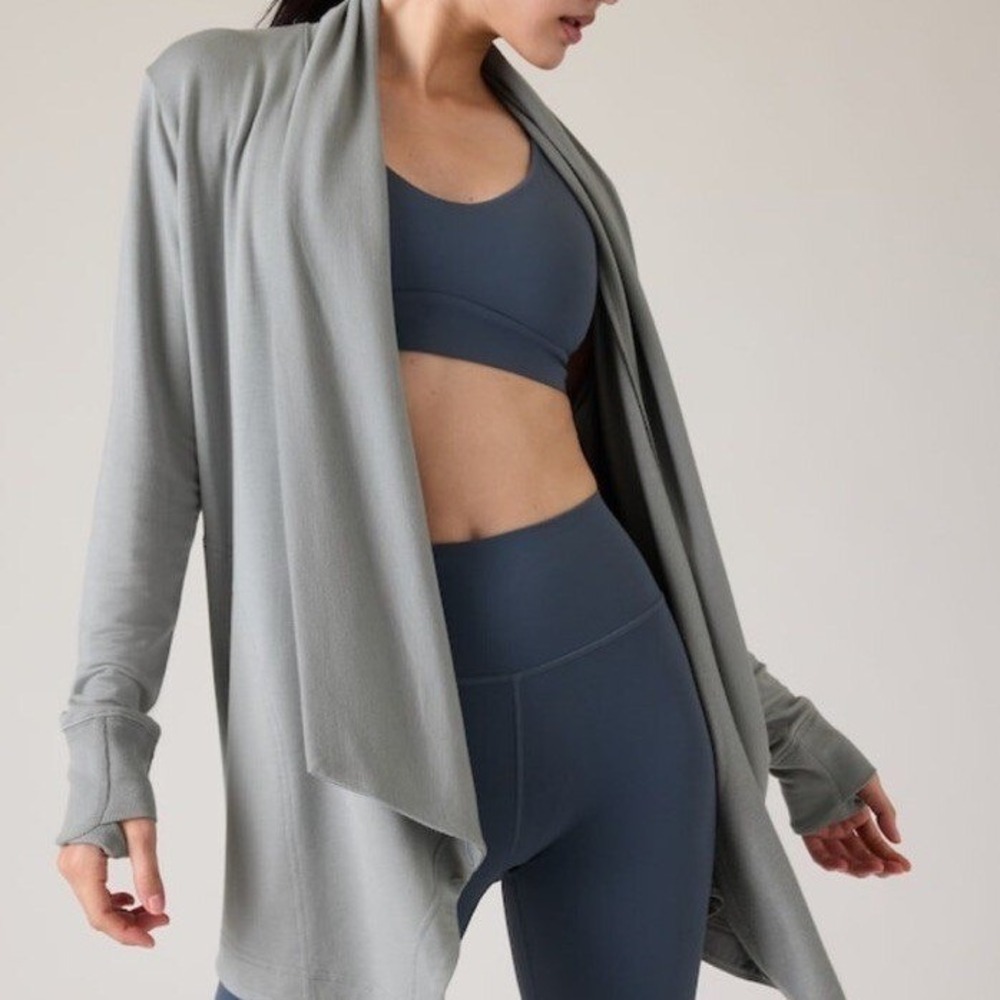 Athleta Pranayama Restore Wrap Cardigan Sweater Cloud Gray Womens‎ Small